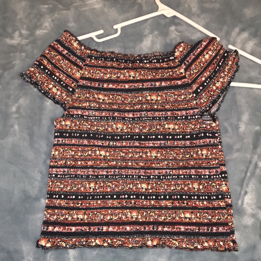 Off the shoulder Shirt!